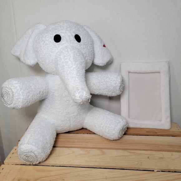 Carnival Cruise Lines White Towel Elephant Plush w/ 4X6 Photo Frame - Picture 6 of 7